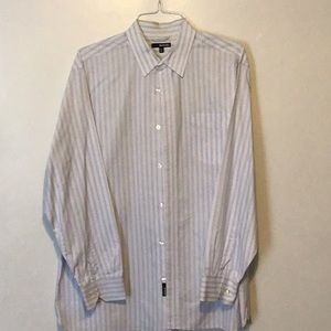 Men’s Murano Dress shirt size XL.